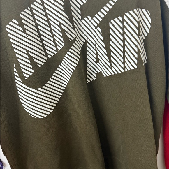 Nike Men's Crewneck Sweater - Gray, Red, and Green - Picture 9 of 9